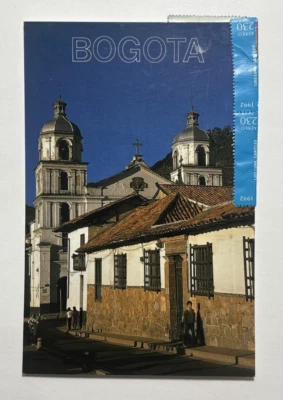 Postal barrio La Candelaria fondo del cerro Monserrate Bogotá Colombia Foto 1 de 4