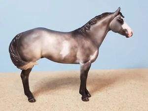 Resin Modellpferd Mojo von Josine Vingerling Stock Horse Gelding Wallach - Bild 1 von 9