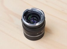 Carl Zeiss Biogon T* 35mm F/2 ZM for Leica M mount w/ hood, caps, filter - Black