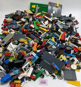 LEGO® 3.5Kg Mixed Bricks Parts Pieces - Genuine - See Photos - UK Seller - Picture 1 of 13