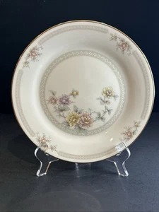 Noritake CERVANTES 8,25" Salatteller Elfenbein Porzellan 7261 EUC ERSATZ - Bild 1 von 3