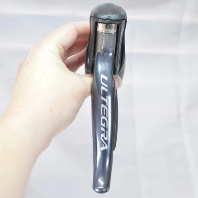 Shimano Ultegra Di2 6770 ST-6770 LEFT/FRONT Electronic STI Shifter, 7/10 Nice - Image 1 of 4