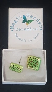 Orecchini Borchie Argento Mtd Quadrati Ceramica Punti Verde e Poker - Fatti a Mano in Galles - Foto 1 di 6