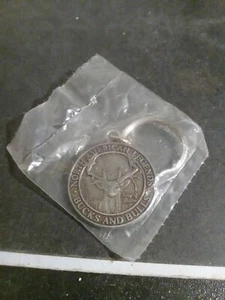 Llavero Colgante North American Hunting Club Legends Bucks And Bulls ~ NUEVO - Imagen 1 de 2