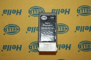 Hella 5SA 005 552-021 VOLVO V70 S70 Relais, Gurt-Warnung - Picture 1 of 3
