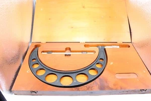 Brown & Sharpe 7" to 8" Micrometer W Calibration Gage Original Wood Box - Bild 1 von 9