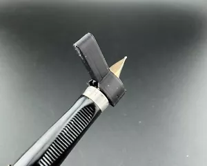 Herramienta de ajuste Parker 75 plumín ¡Ajusta tu plumín y mantén tus dedos limpios! - Imagen 1 de 5