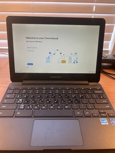 Portátil Samsung Electronics XE500C13 Chromebook 3 2GB RAM 16GB SSD, 11.6 - Imagen 1 de 8
