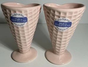 Faiancas Ramos 2 cuencos de helado de cerámica con forma de conos de gofres ROSA Nuevo - Imagen 1 de 5