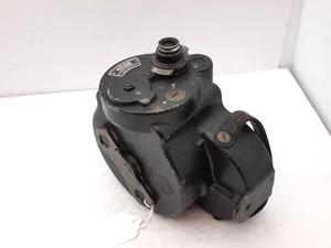 EARLY MODEL Bell & Howell Filmo Cinema Camera WITH FILM IN!! - Picture 1 of 6