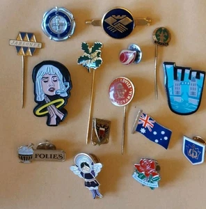 Job Lot - 15 Vintage Enamel Pin Badges/Brooches, Many Subjects, Collectable - Picture 1 of 4