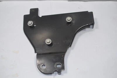 Ford Mustang 2005-2008 OEM BAJO CAPÓ MOTOR CAJA DE FUSIBLES SOPORTE DE MONTAJE Foto 1 de 4