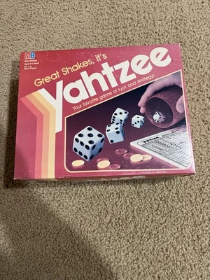 Yahtzee - 棋盘游戏 - 复古 1982 年 - Milton Bradley - 完整 — 第 1/4 张图片