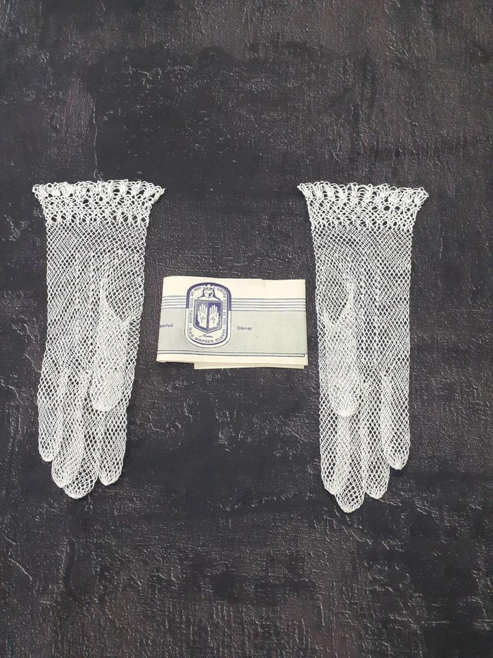 Guanti Gloves pizzo uncinetto sposa ricamo centrini vintage antichi bianco 11 - Immagine 1 di 4