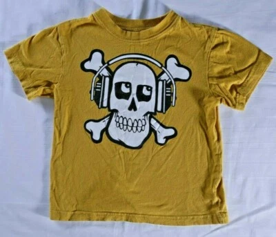 Children's Place sz XS (4) yellow tshirt skull crossbones graphic short sleeve - Image 1 of 4