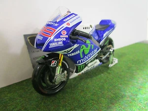 YAMAHA FACTORY RACING #99 MOVISTAR 1/18 MAISTO 34057 moto miniature d collection - Imagen 1 de 4