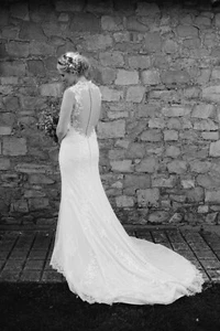 Sincerity Bridal Wedding Dress | Excellent condition | Beautiful button detail - Picture 1 of 21