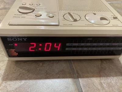 Vintage Sony Dream Machine ICF-C2W AM/FM Alarm Clock Radio Tan Tested/Works - Image 1 of 4