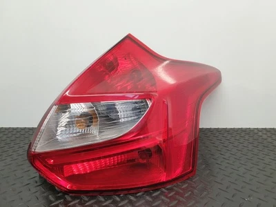 FORD FOCUS MK3 (C346) 2012 5DR HATCH STANDARD RIGHT REAR TAIL LIGHT 1825318 - Image 1 of 4