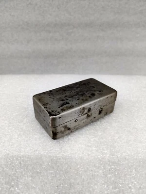 Antigua caja utilitaria decorativa vintage de latón para pastillas/baratijas Alemania Foto 1 de 4