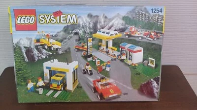 LEGO SYSTEM  RETIRED SHELL PROMOTION SERVICE STATION SERIES 1252-1256 - Image 1 of 4
