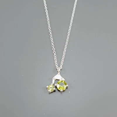 Handmade Natural Peridot Necklace 925 Sterling Silver 17.75"/N27312 - Image 1 of 4