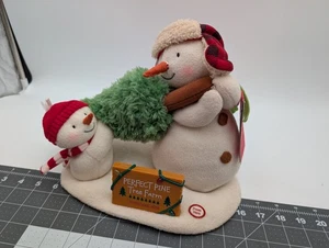Juguete de peluche Hallmark Jingle Pals muñeco de nieve árbol perfecto obras musicales - Imagen 1 de 11