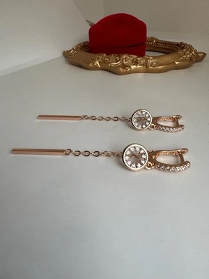 Wunderschöne 585rg gestempelte Ohrringe, Saphir, rolled, 3,4 gr. Neu - Bild 1 von 4