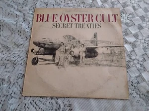 BLUE OYSTER CULT. SECRET TREATIES - Foto 1 di 5