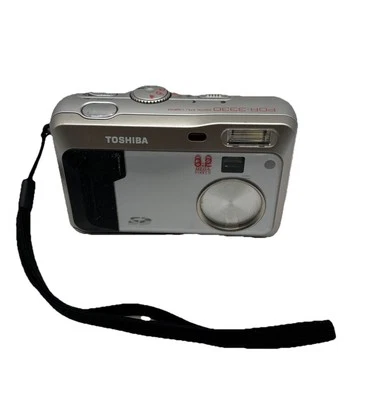 Câmera Digital Toshiba PDR-3330 3.2MP TESTADA E FUNCIONANDO Sem Carregador - Imagem 1 de 4