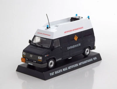 Fiat Ducato Maxi 1.8 Anti-Sabotage 1995 Carabinieri Deagostini 1/43 - Image 1 of 3