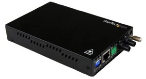 STARTECH - 10/100 Mbit/s Multimode ST Fibre Media Converter, 2 km - Photo 1/1