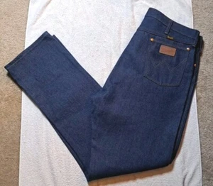 Vintage Wrangler 13MWZ Jeans Mens 40x36 Blue Dark Wash Rigid Cowboy Cut Straight - Picture 1 of 10