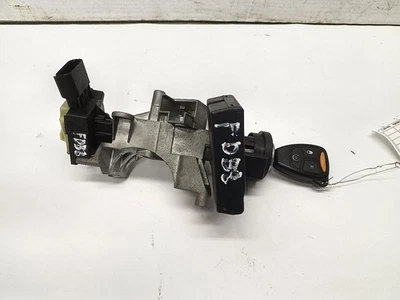 Ignition Switch w/ Key from 2010 Jeep JK Wrangler 12371074 Foto 1 de 4