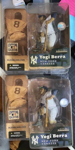 Yogi Berra 2x Cooperstown Collection Series 1 McFarlane Soft+ Hard Hat Variation Cover