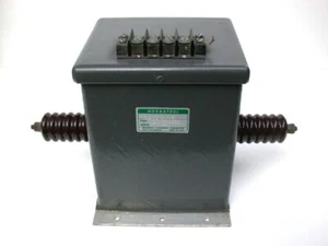 Vintage high voltage instrument transformer or transducer - Picture 1 of 6