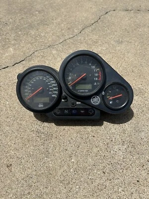 2000-2005 Fz1 Spedometer & wiring harness - Изображение 1 из 4