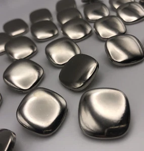 Vtg Silver Toned Square Metal Shank Buttons w/ Rounded Edges 20mm Lot of 6 D820L - Picture 1 of 9