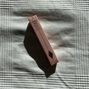 Charlotte Tilbury Beauty Light Wand Highlighter Pillow Talk Medium 12ml BNIB NEW - Picture 1 of 8
