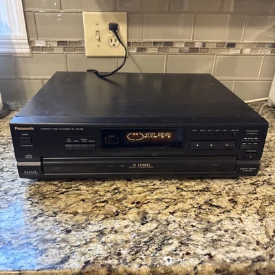 Panasonic 5 Disc CD Compact Disc Changer Model SL-PD469. Parts Read - Image 1 of 4