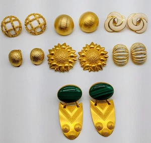 Lotto gioielli vintage Pauline Rader Monet Carolee e orecchini clip non firmati - Foto 1 di 10