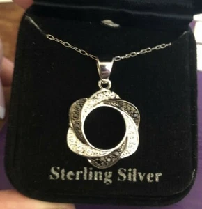 Nachlass Fund Sterling Silber Schwarz und Silber Blume Anhänger - Bild 1 von 11