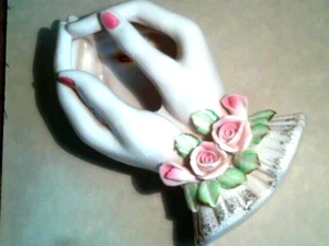 Vintage Porcelain Cupped Hands  Trinket Jewelry Dish Pink Roses Lefton? 6 X 3.5" - Picture 1 of 6