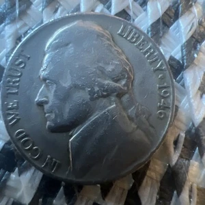1946-P JEFFERSON NICKEL / BOOK FILLER / CHEAP / CHECK IT OUT / WOW / # 555 / - Picture 1 of 12