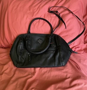 SIMPLY VERA WANG BLACK FAUX LEATHER HANDBAG SHOULDER BAG PURSE - Picture 1 of 4