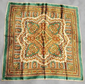 Bufanda clásica vintage dorada y verde cachemira 27" x 26" A1022 - Imagen 1 de 5