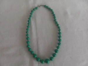 Collar vintage verde y dorado de los años 60 - Imagen 1 de 3