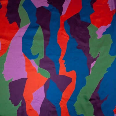 Kirin viscose satin  fabric. Abstract. Made in Italy. 60X140CM - Image 1 of 4