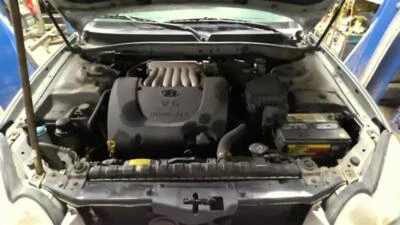 Medidor de fluxo de ar de injeção de combustível usado serve: 2002 Hyundai Sonata 2.7 grau A - Imagem 1 de 4