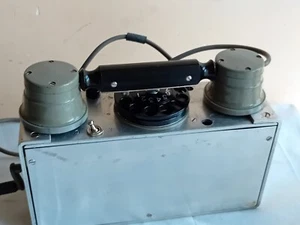 Vintage Apparecchio Telefonico Portatile in metallo - Zdjęcie 1 z 11